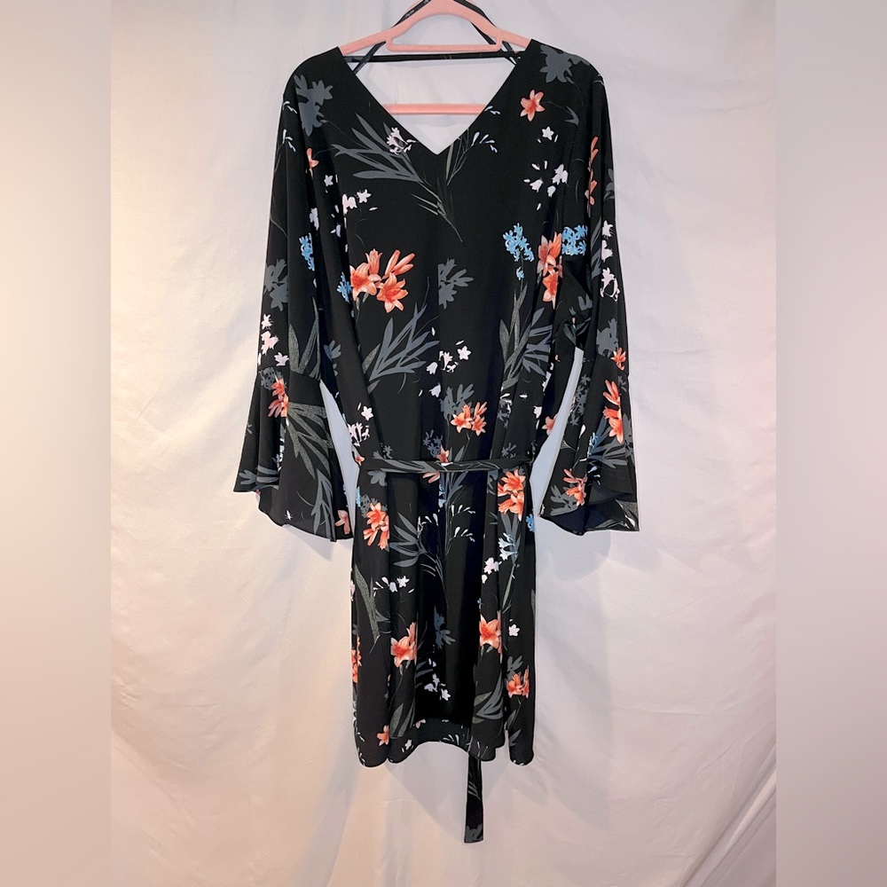 Tropical City Chic Dress, Size 22